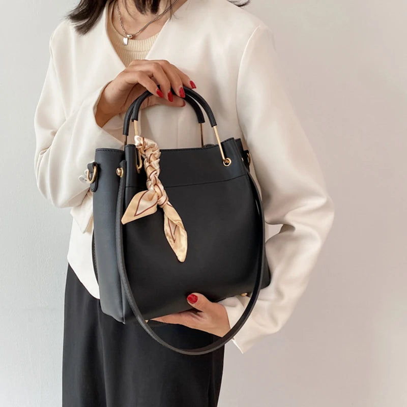 Large-capacity All-match Shoulder Bag Autumn Ladies Tote Bucket Bag