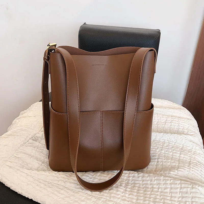 Bucket Bag Messenger Bag Female Casual Large-capacity Soft Leather Commuter Bag