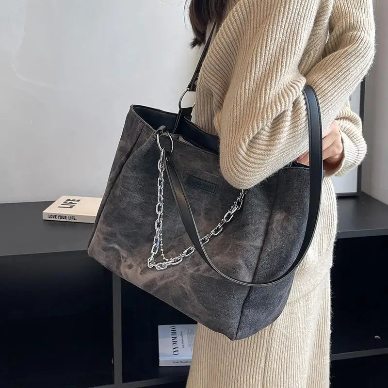 Casual Large-capacity Women's Shoulder Bag for Autumn and Winter