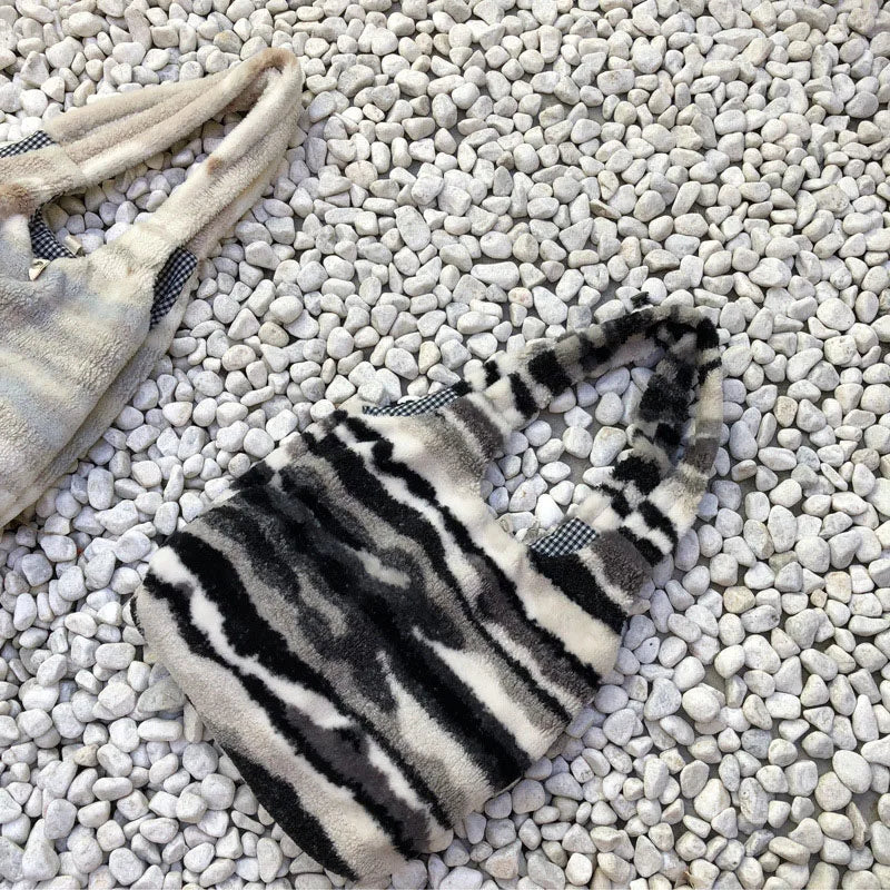 Winter Plush Shoulder Bag Women's Large Capacity Tote Stripe Ink Pattern Fluffy