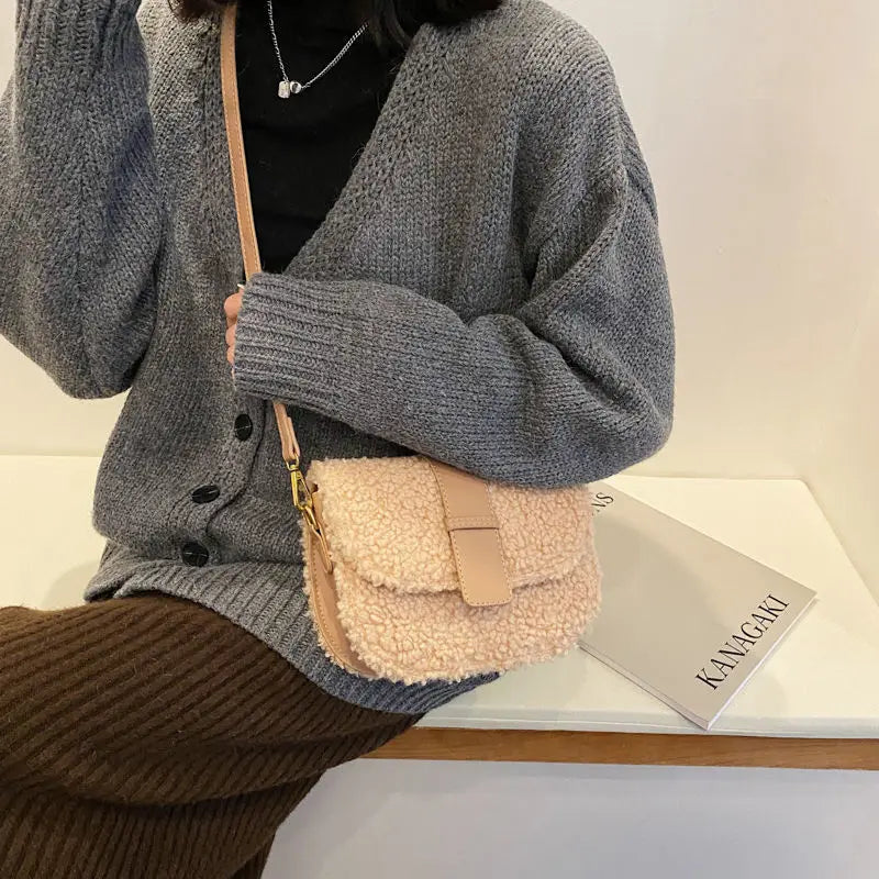 Lambwool Shoulder Bag Plush Saddle Handbag Casual Messenger Crossbody Bags
