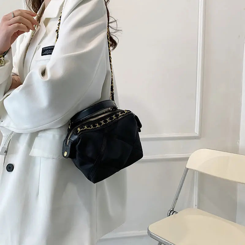 Nylon Rhombus Chain Shoulder Bag, Versatile High Quality Dumpling Bag