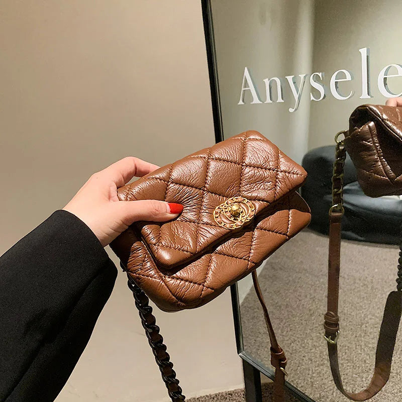 Small Lingge Chain Bag for Women