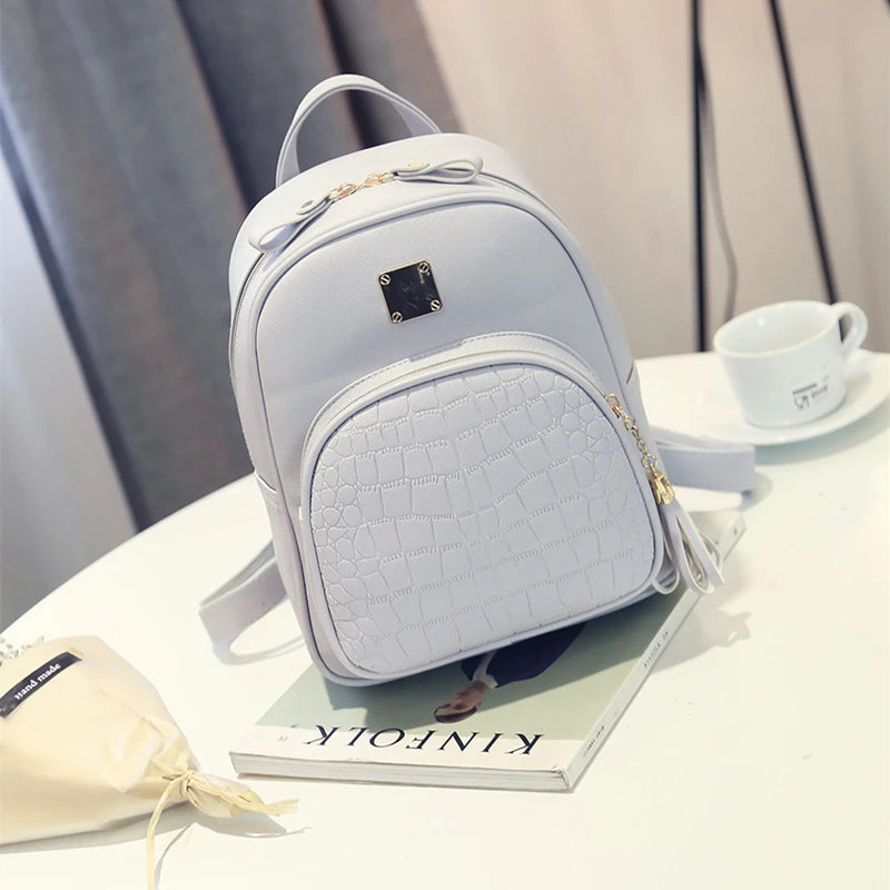 Crocodile Pattern Fringe Shoulder Bag with Zipper