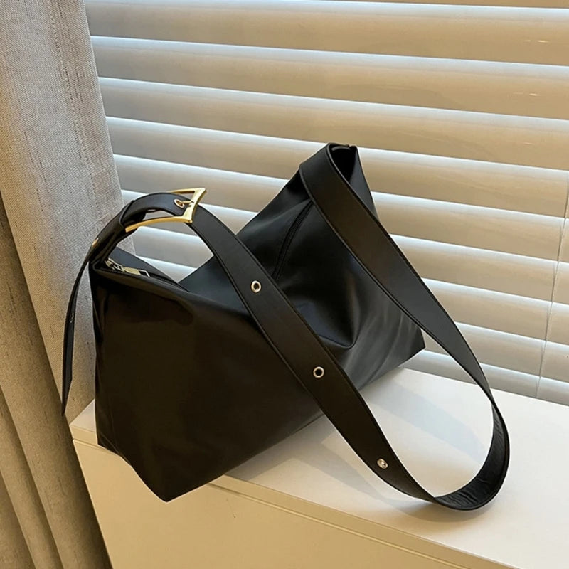 Soft Leather Women Bag Solid Ladies Messenger Bag