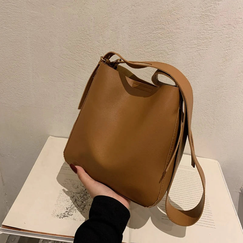 Large Capacity Bucket Bag Travel Office Handbag