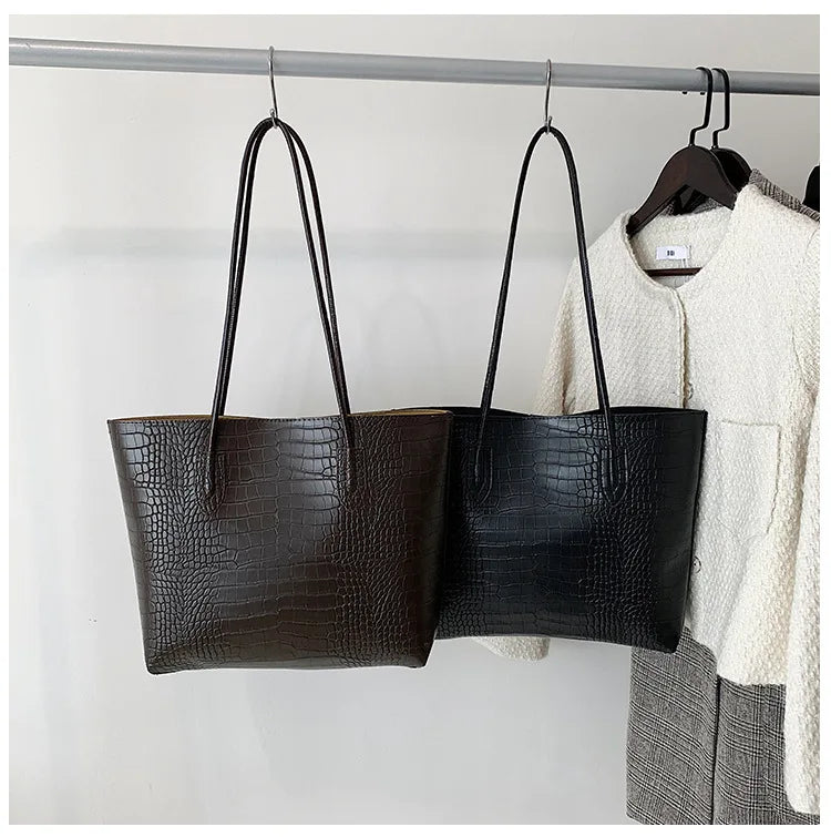 Large Capacity Crocodile Pattern Shoulder Bag