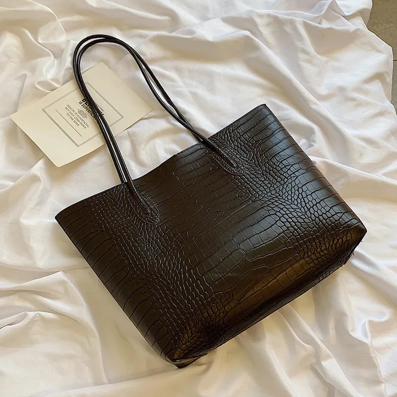 Large Capacity Crocodile Pattern Shoulder Bag