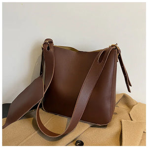 Large Capacity Shoulder Bag Retro Bucket Bags Women's Child Mother Bag