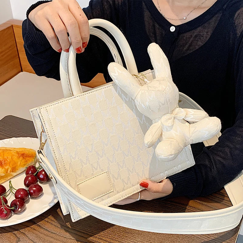 Large Capacity Women's One-Shoulder Messenger Bag Summer Clutch Bag