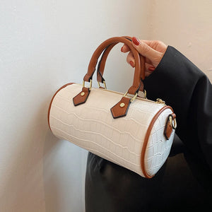 Large-capacity Portable Shoulder Bag with Yuantong Pillow Design