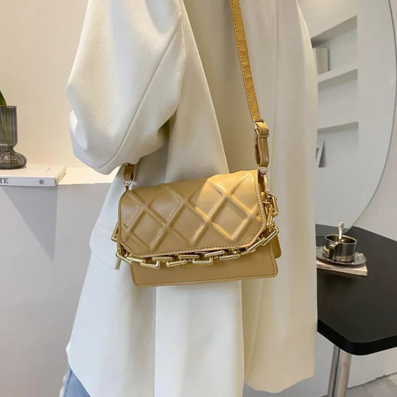Plaid PU Leather Women Shoulder Bag with Thick Chain
