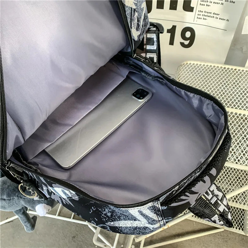 Casual Travel Large Capacity Graffiti Oxford Cloth Backpack