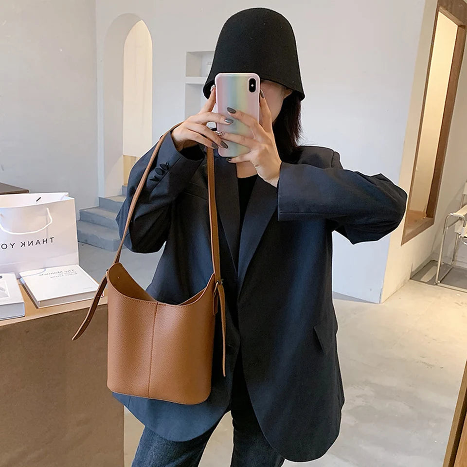 Women's Soft PU Leather Crossbody Bucket Bag