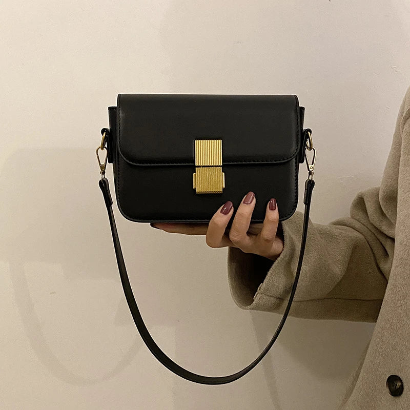 Cowhide Single Shoulder Bag Diagonal Span BOX Lock Small Square Bag