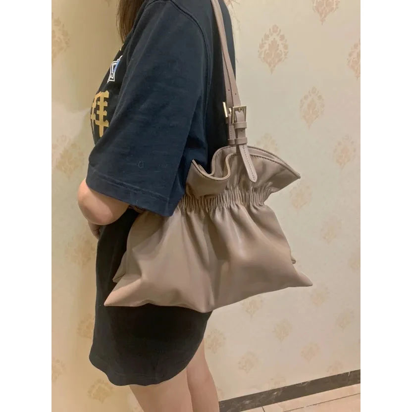 Cloud Shoulder Bag Pleated Details Handbag