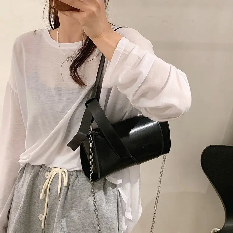 PU Leather Chain Shoulder Bags Women Solid Underarm Handbags OL Texture Retro Fl