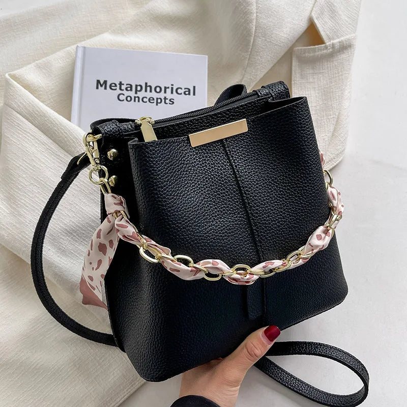 Summer Shoulder Messenger Bag Chain Bucket Bag