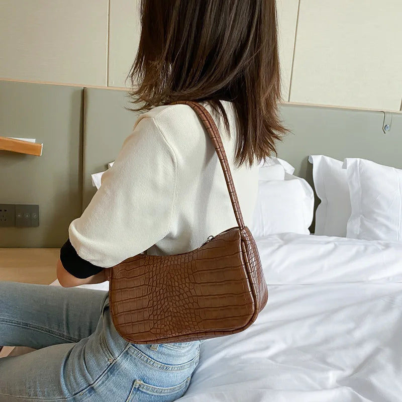 Retro Crocodile Pattern French Shoulder Bag