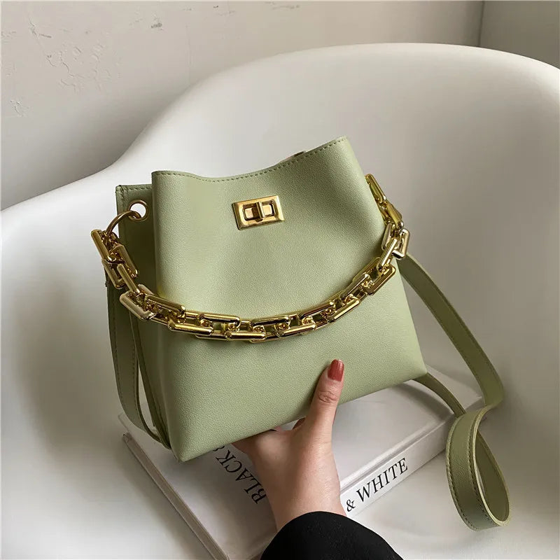 Retro Personality Women's Bucket Bag Chain Handle Solid Texture Bag