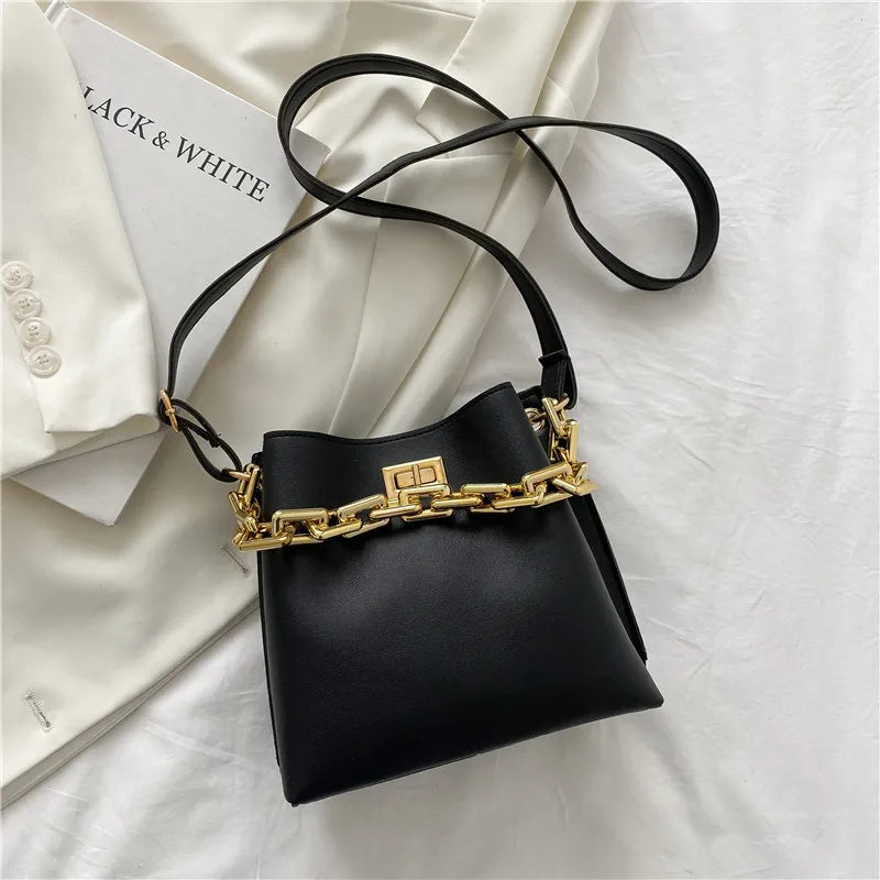 Retro Personality Women's Bucket Bag Chain Handle Solid Texture Bag