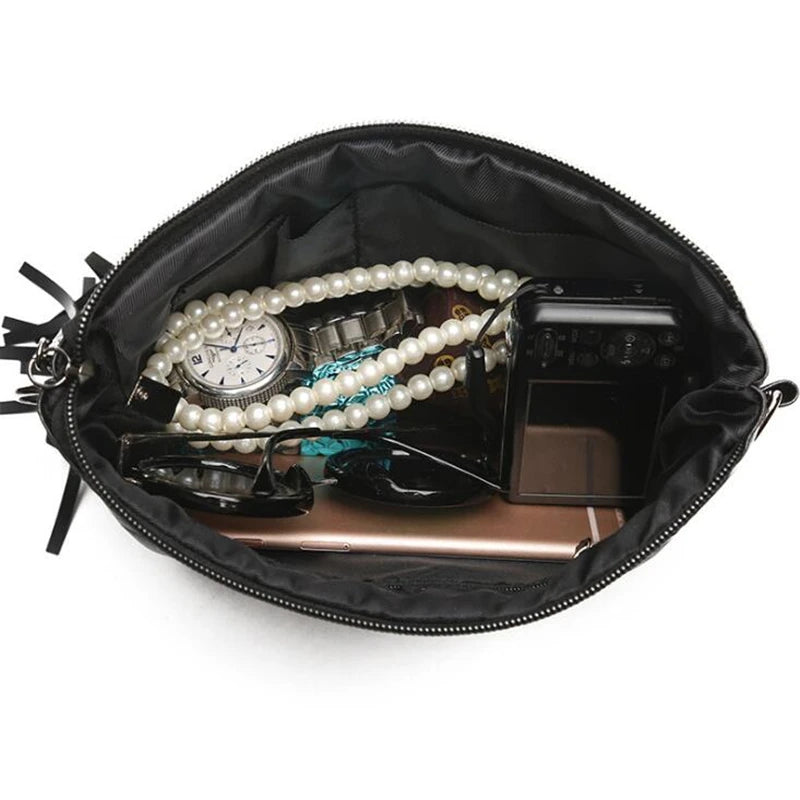 Retro Rivet Envelope Shoulder Bag for Women Small Messenger Bag
