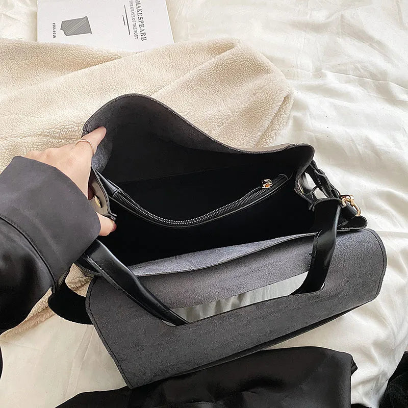 Retro Women Handbag Large Capacity Shoulder Bags for Ladies Casual Tote