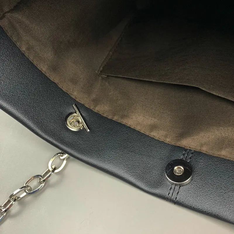 Shoulder Bags Women Casual Totes Chains Strap Large Capacity Shopping Female