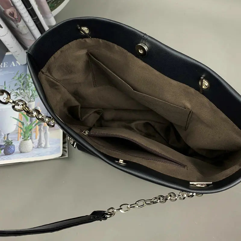 Shoulder Bags Women Casual Totes Chains Strap Large Capacity Shopping Female
