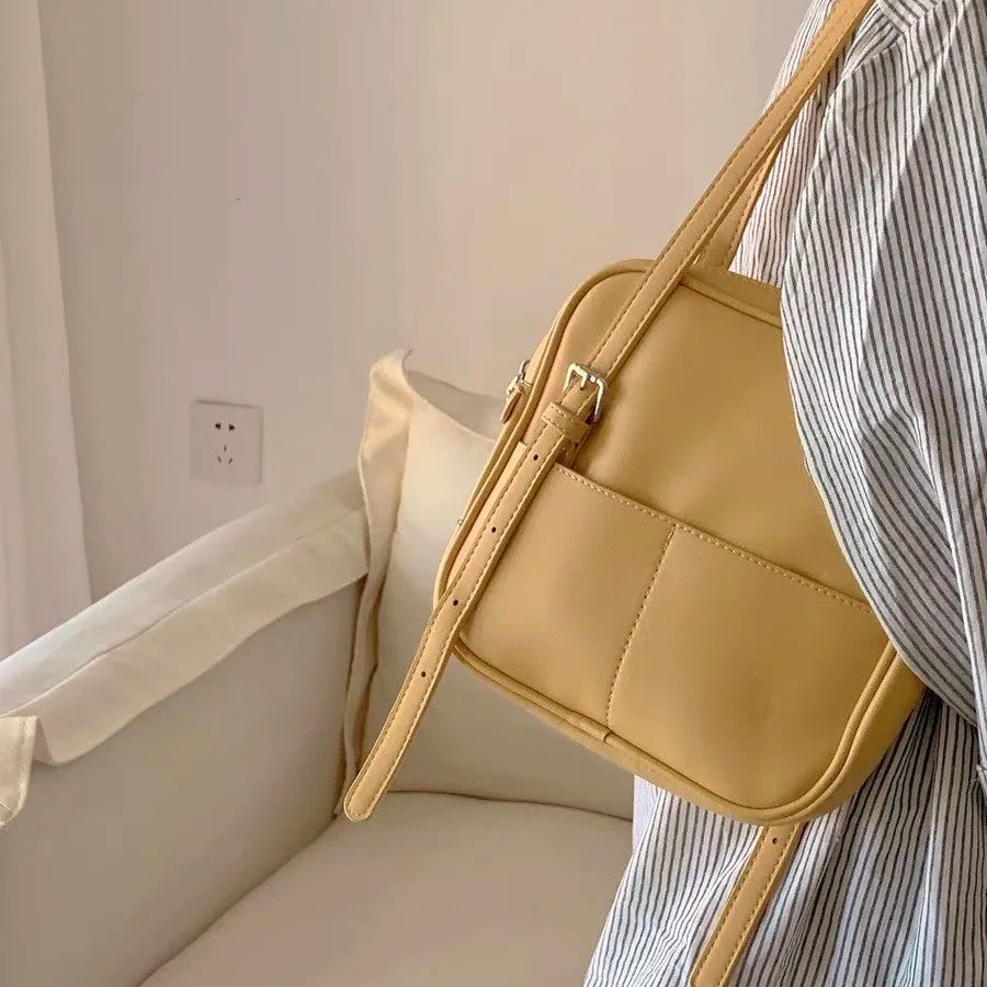 Square Shaped PU Leather Shoulder Bag for Women