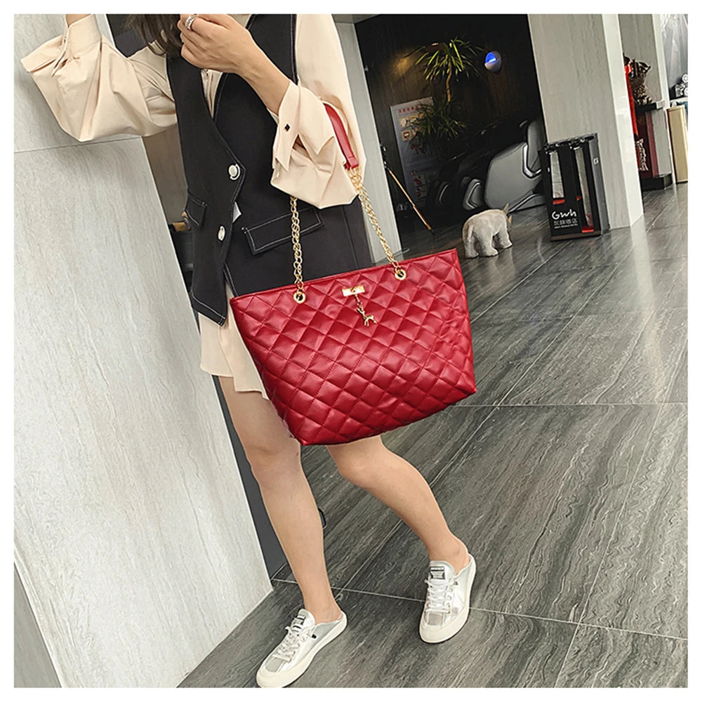 Quilted Retro Shoulder Bag Large-Capacity Tote Bag