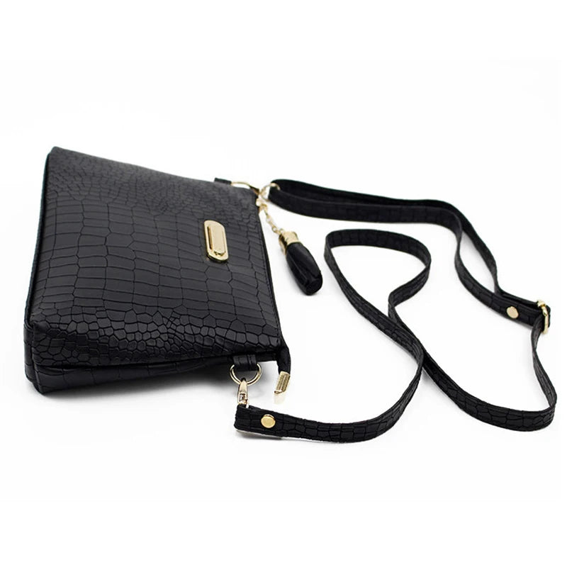 Small Shoulder Bag Tassel Crossbody Flap Bag Solid Messenger Bag