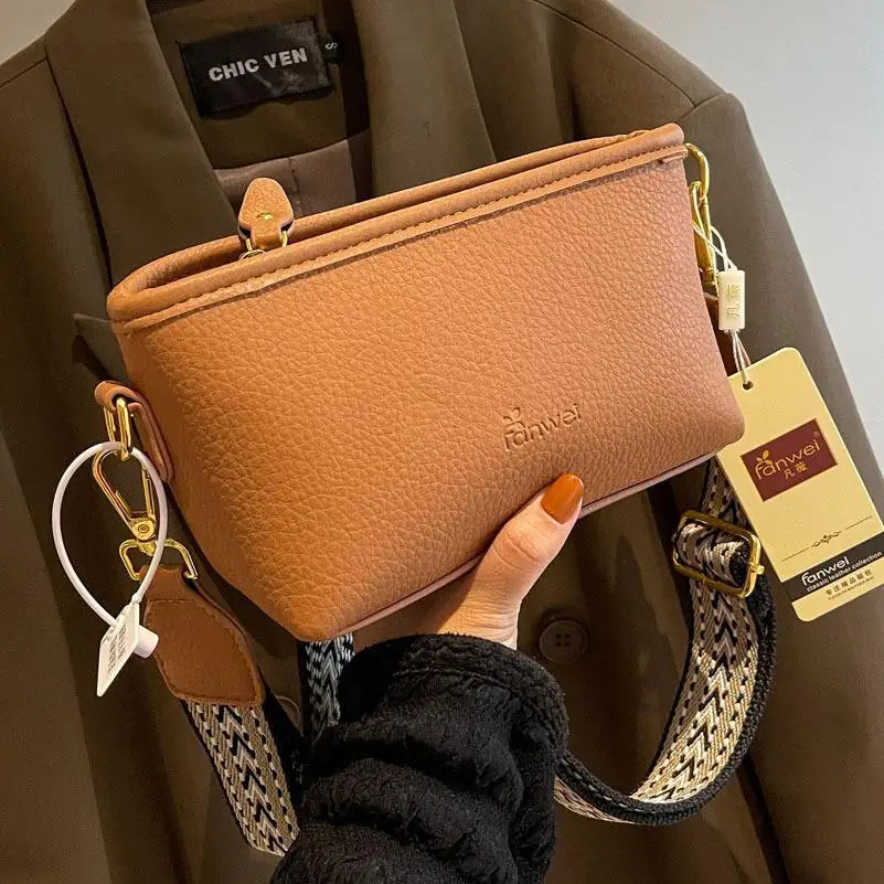 Vintage Wide Shoulder Belt Bag Wallet Autumn Square Bag