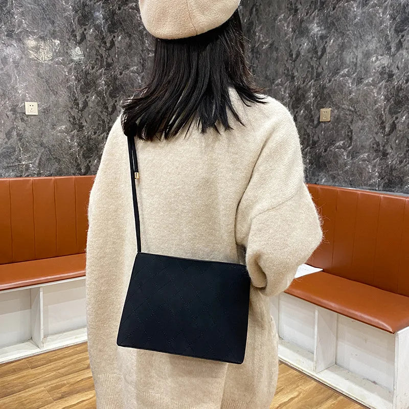 Vintage PU Leather Shoulder Bags Women Large Capacity Bucket Underarm Bag