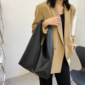 Vintage Leather Hobo Shoulder Bag Large Capacity Tote for Women
