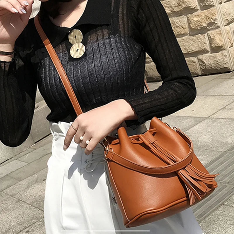 Vintage Tassel Crossbody Bucket Bag Woman Bag