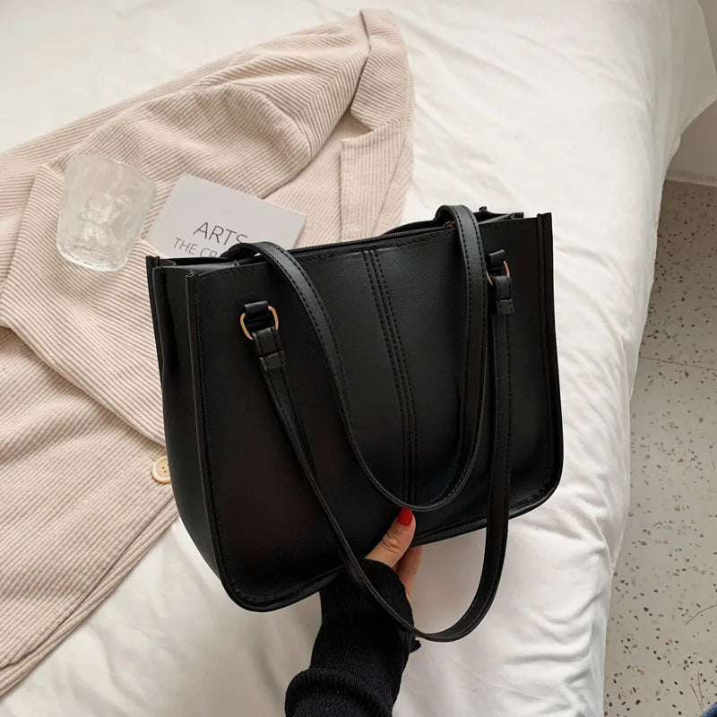 Retro Large Capacity Tote Bag for Women