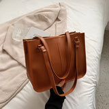 Retro Large Capacity Tote Bag for Women