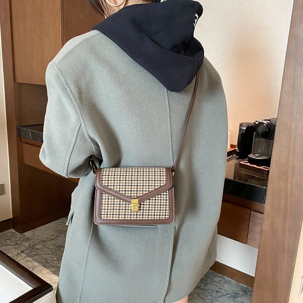 Casual Plaid Pattern Shoulder Crossbody Bag - Vintage Flap Envelope PU Leather