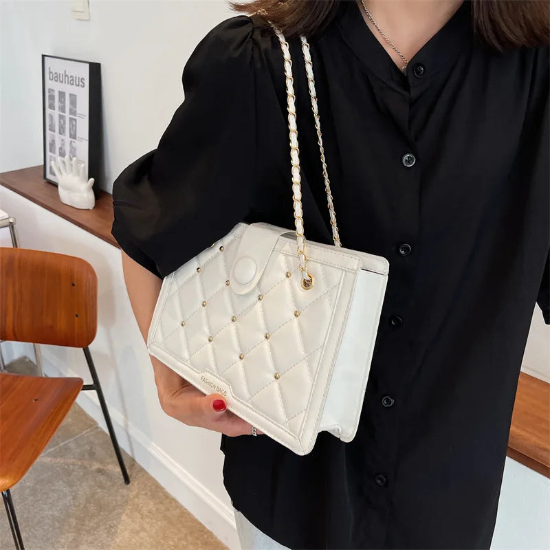 Chic Crossbody Bag for Women