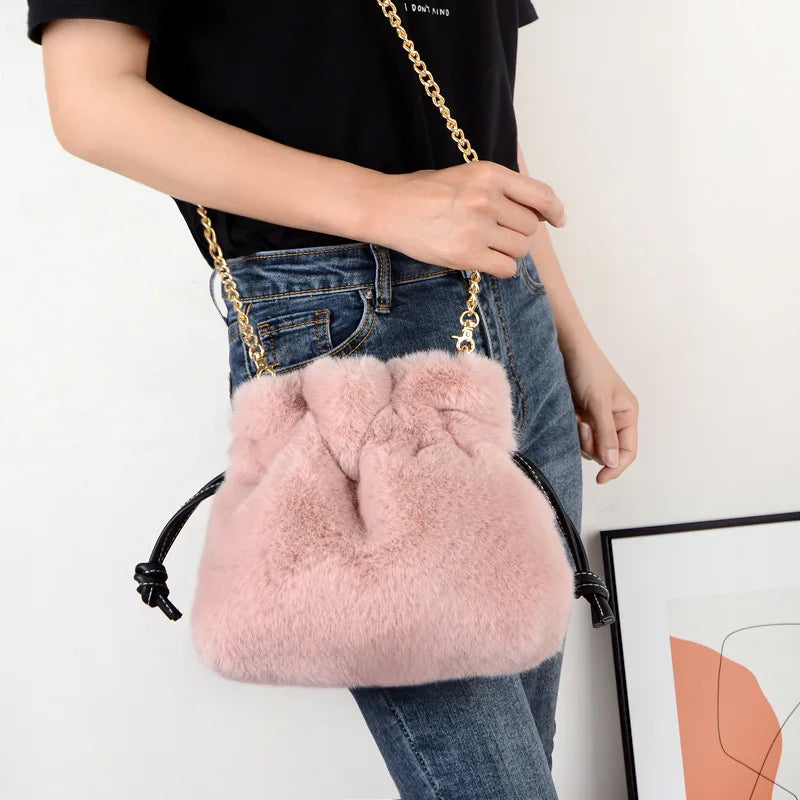 Women Plush Shoulder Bag Soft Faux Fur Mink Fur Ladies Crossbody Shopping Bag