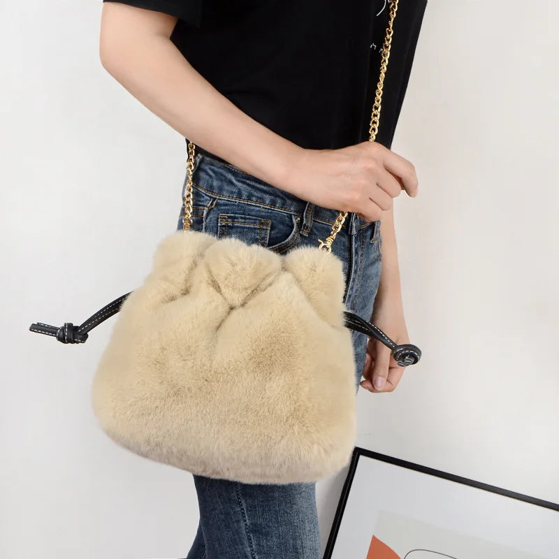 Women Plush Shoulder Bag Soft Faux Fur Mink Fur Ladies Crossbody Shopping Bag