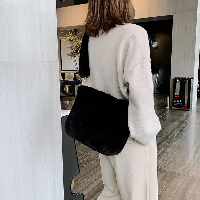 Soft Lovely Large Capacity Faux Fur Shoulder Bag