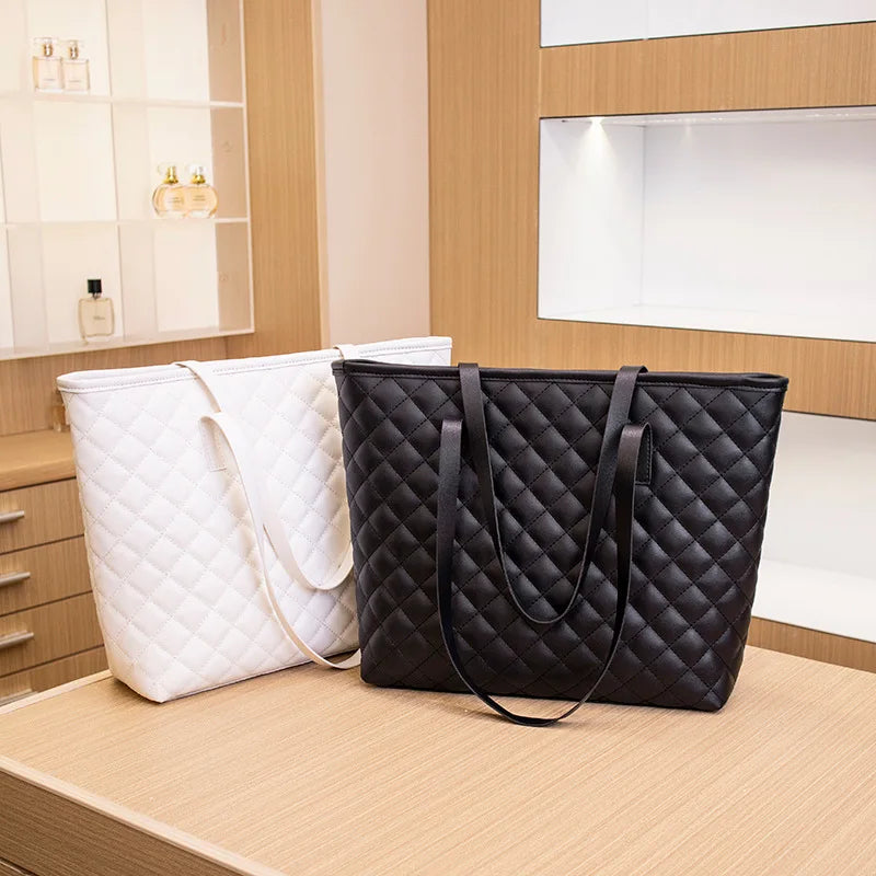 Rhombic Chain Crossbody Bag for Women