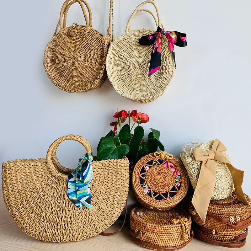 Women's Straw Round Woven Beach Shoulder Bag