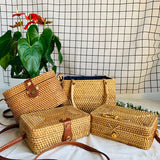 Women's Straw Round Woven Beach Shoulder Bag