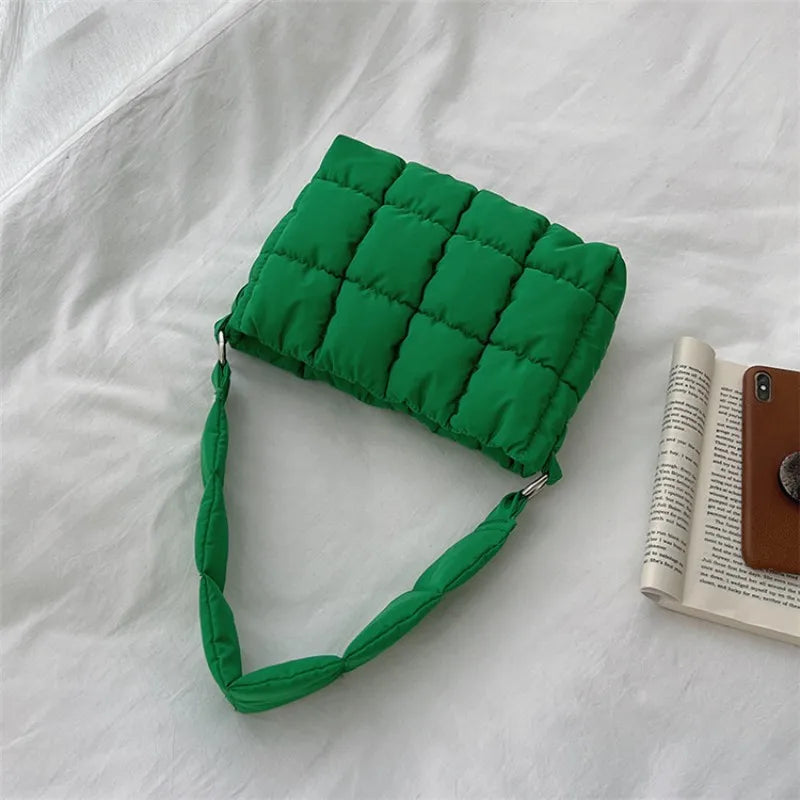 Women's Large Canvas Tote Bag - Stylish Shoulder Bag for Everyday Use