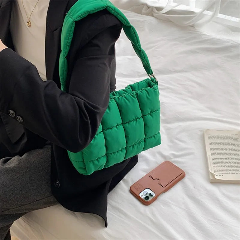 Women's Large Canvas Tote Bag - Stylish Shoulder Bag for Everyday Use