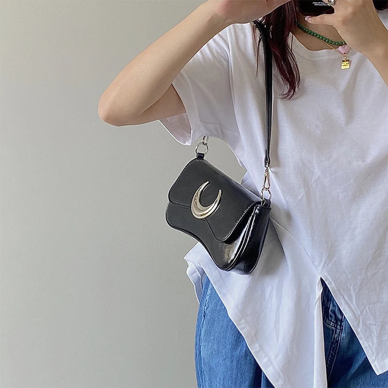 Y2k Girls Shoulder Bags Moon Lock Women's Chain Underarm Bag Purse Handbags
