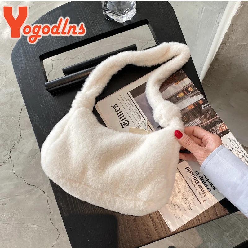 Heart Plush Shoulder Bag for Women Large Capacity Furry Handbag